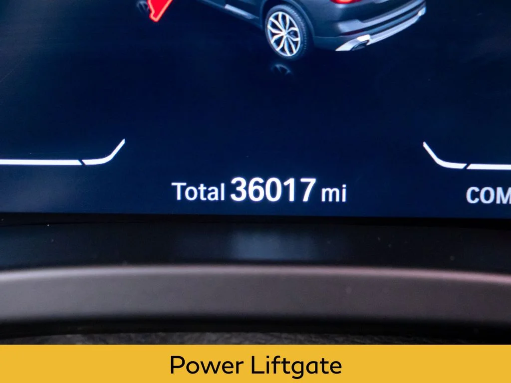 Used 2023 White BMW xDrive30i image 20