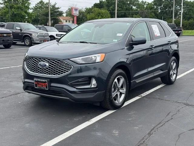 Used 2023 Stone Blue Metallic Ford  image 9