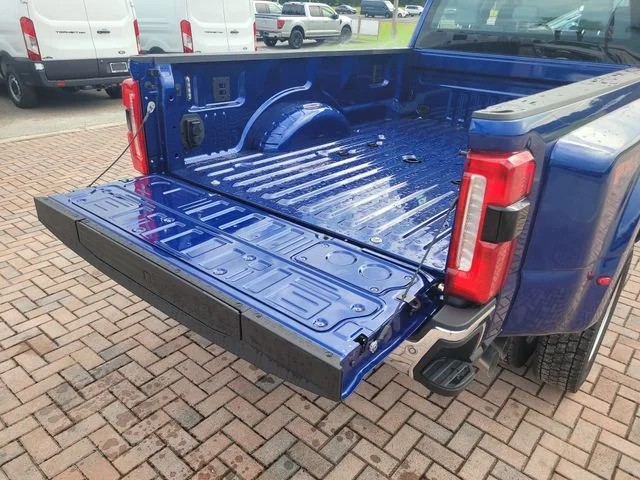 New 2026 Blue Metallic Ford XL image 11