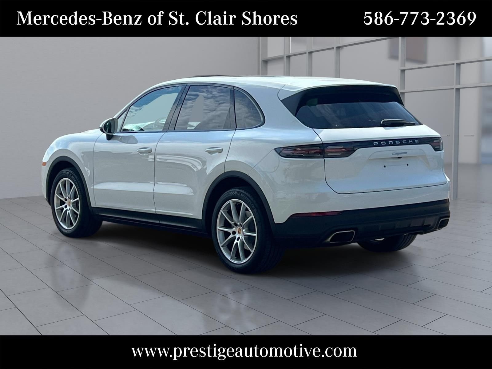 Used 2021 White Porsche Base image 3