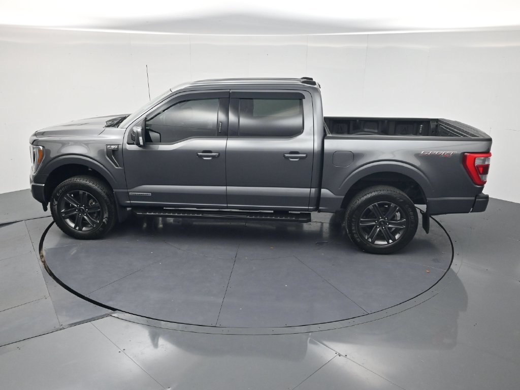 Used 2023 Gray Metallic Ford Lariat image 46