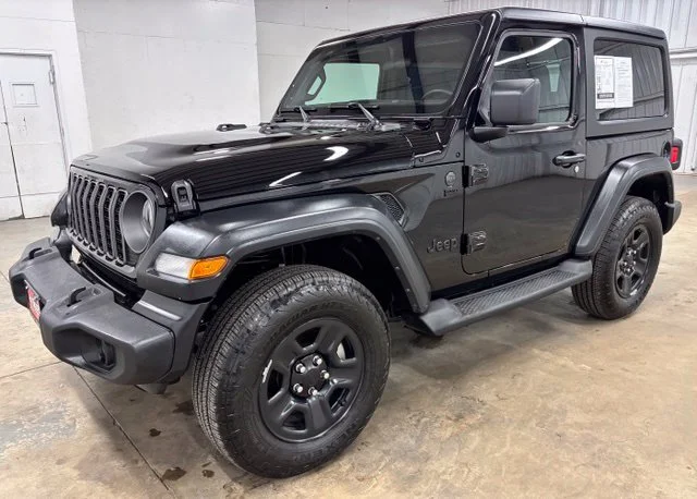 Used 2025 Black Jeep Sport image 3