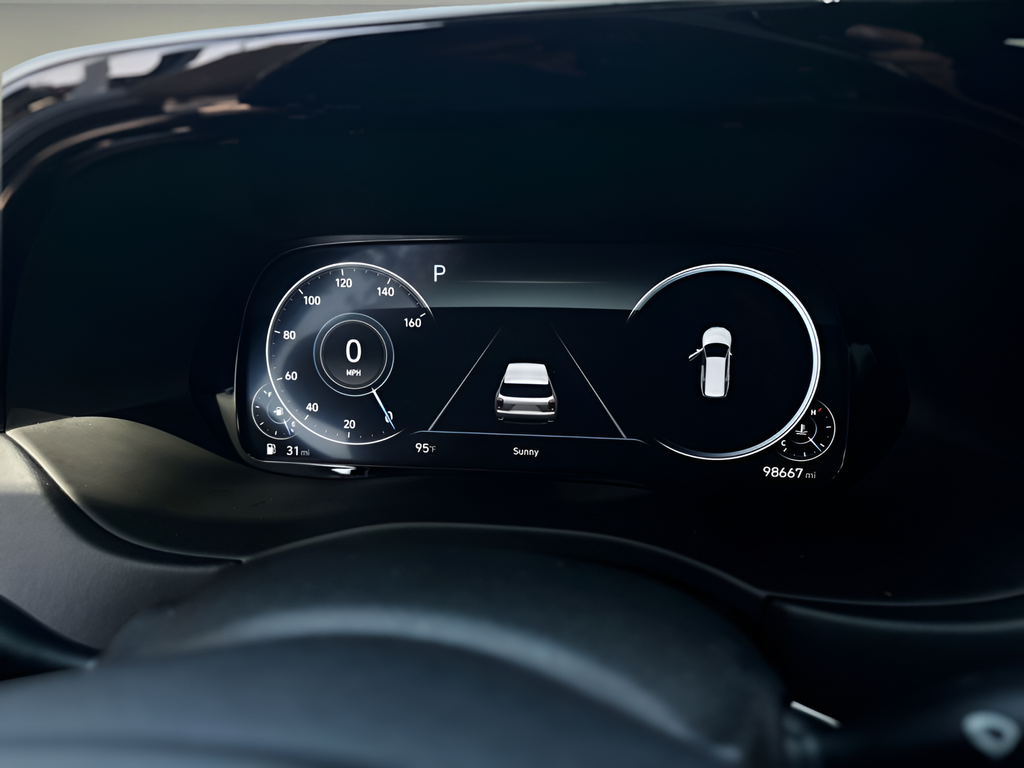 Used 2020 Silver Hyundai Limited image 15
