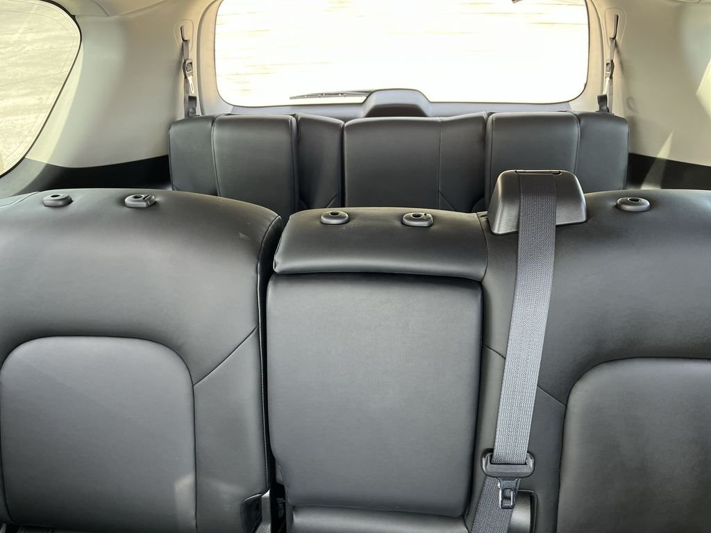 Used 2022 Gray Nissan SV image 23