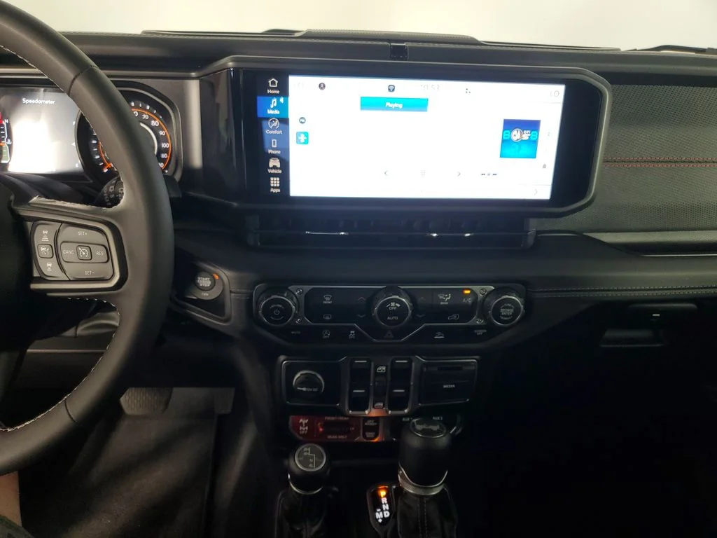 2025 Jeep Wrangler 4-Door Rubicon - Photo 17