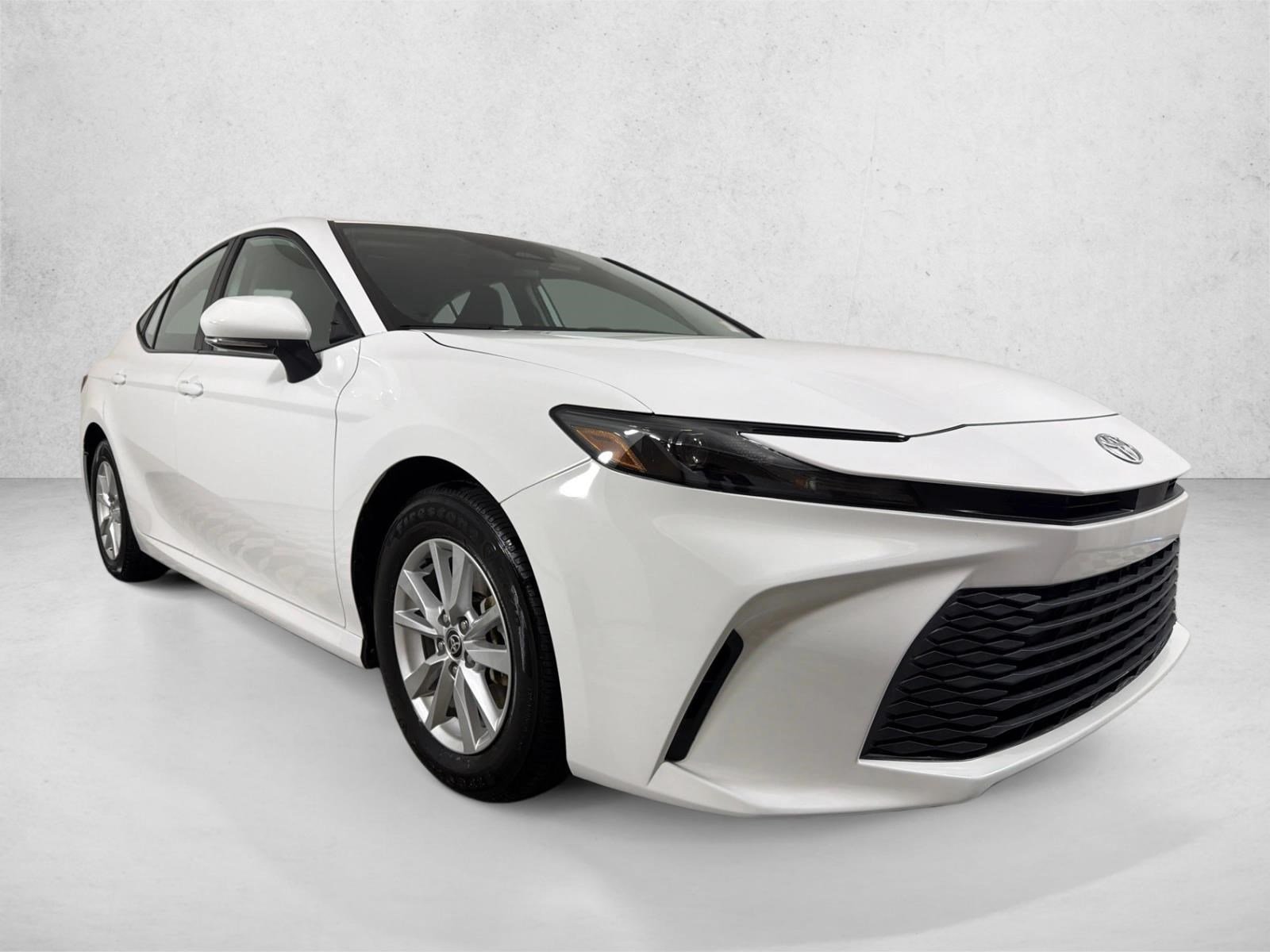 Used 2025 Ice Cap Toyota LE image 1