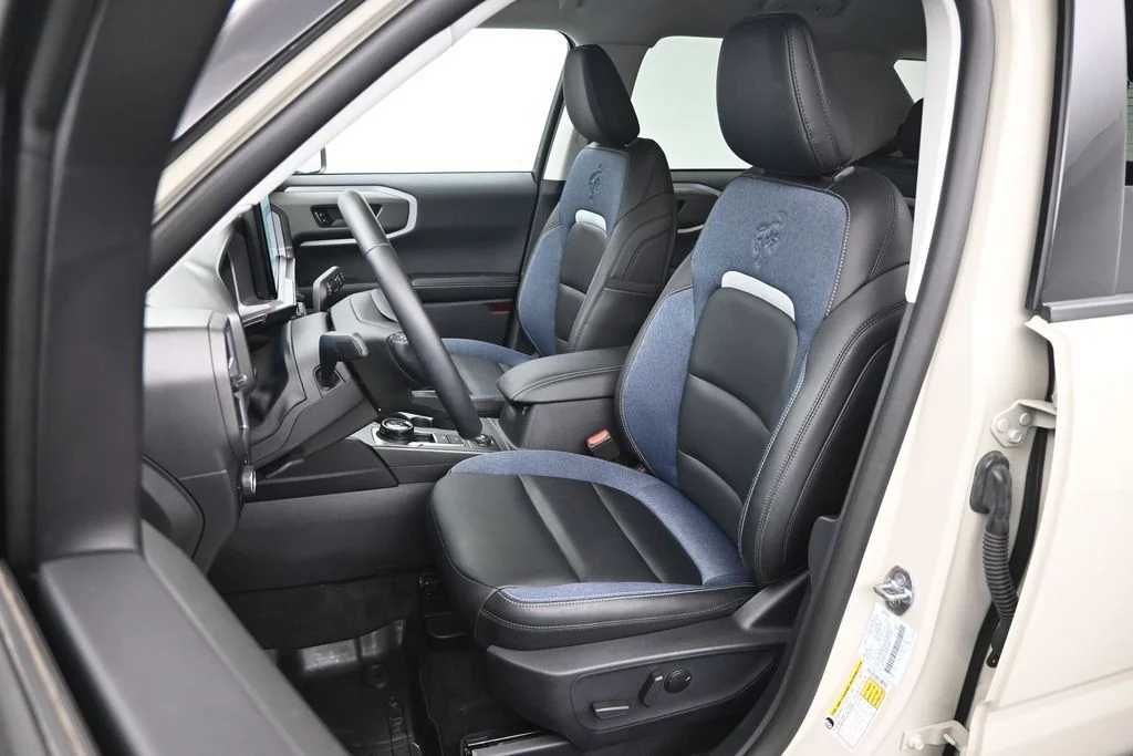 Certified Used 2025 Beige Ford Outer Banks image 16