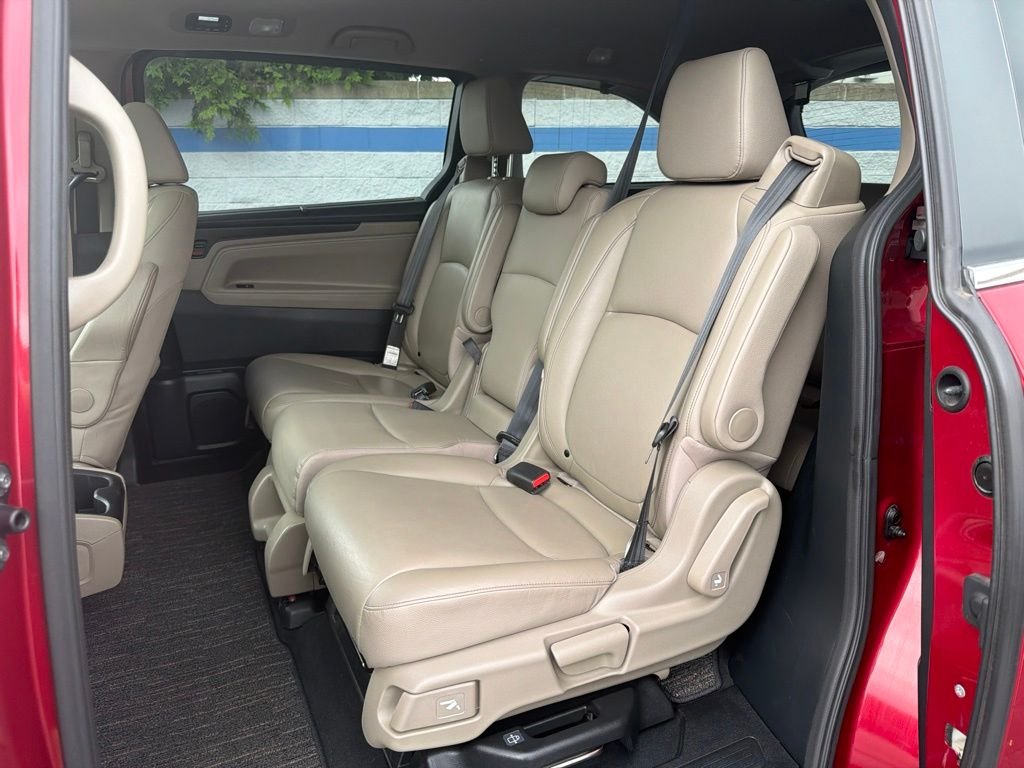 Certified Used 2023 Radiant Red Metallic II Honda EX-L image 20