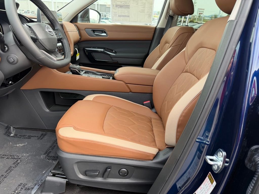 New 2026 Deep Ocean Blue Pearl Nissan Platinum image 30