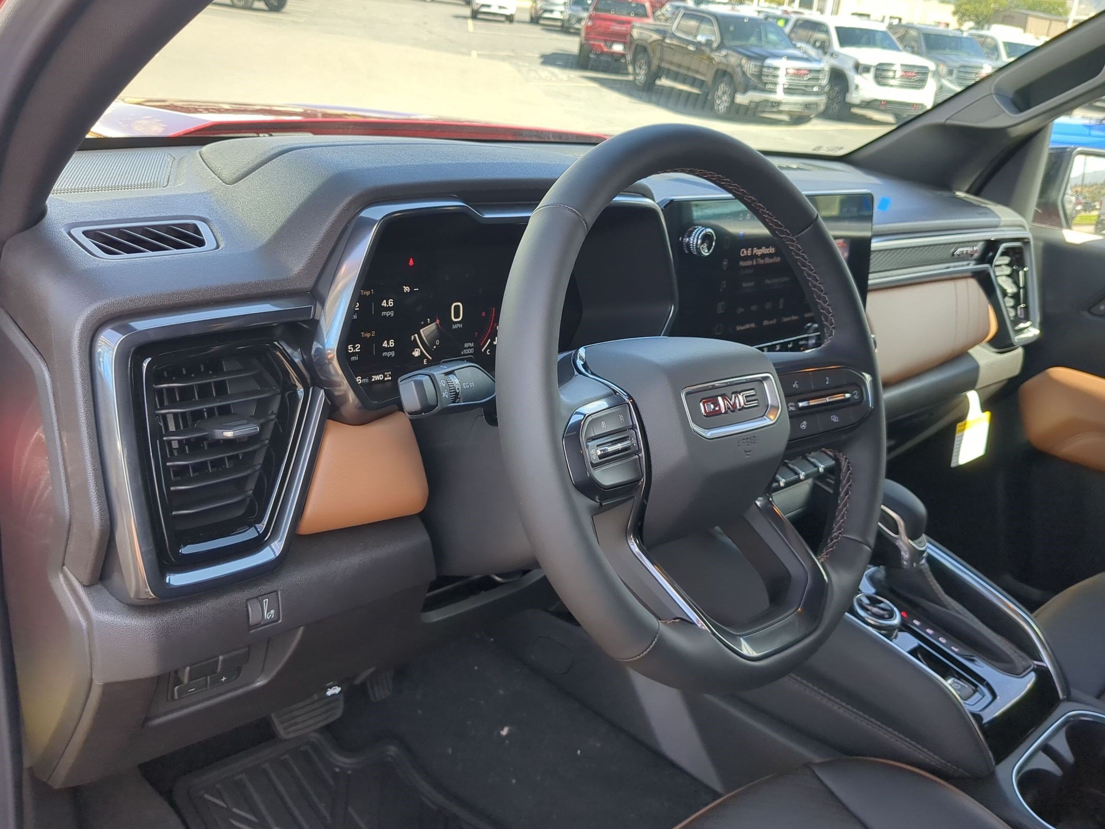 2026 GMC Canyon AT4 - Photo 12