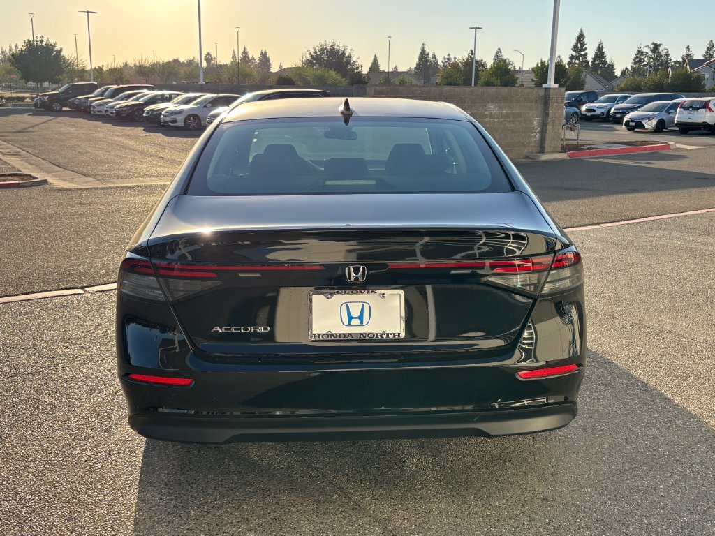 New 2026 Crystal Black Pearl Honda SE image 6