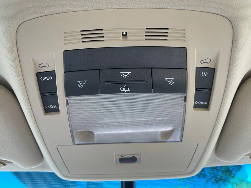 Used 2015 Cashmere Metallic Lexus 350 image 22