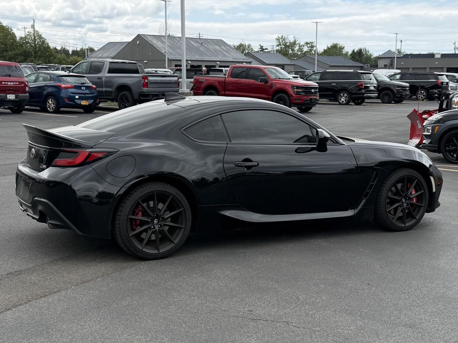 Used 2025 Raven Toyota Premium image 4