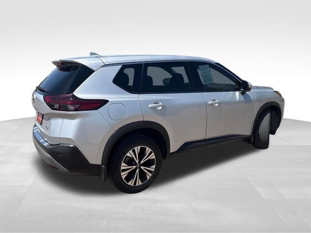 Used 2021 Silver Nissan SV image 8