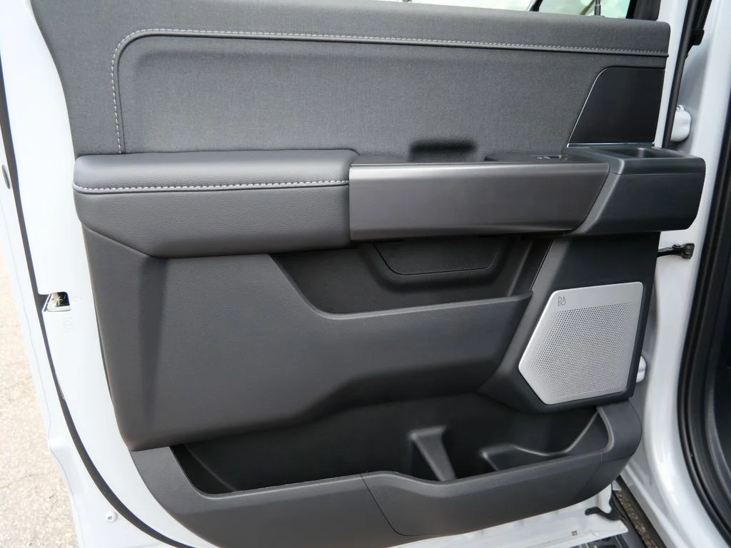 Used 2025 White Ford Lariat image 13