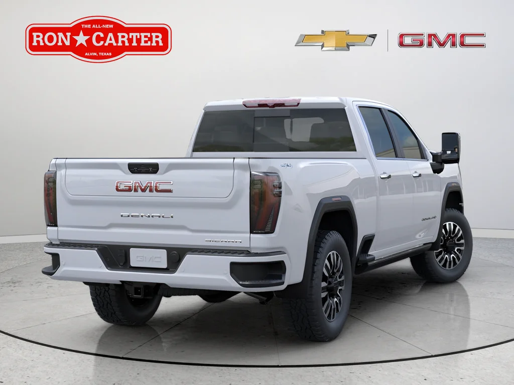 New 2026 Glacier White Tricoat GMC Denali Ultimate image 7
