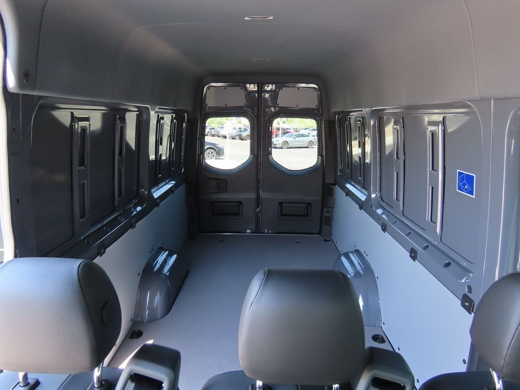 2025 Mercedes-Benz Sprinter Crew Van Base - Photo 29