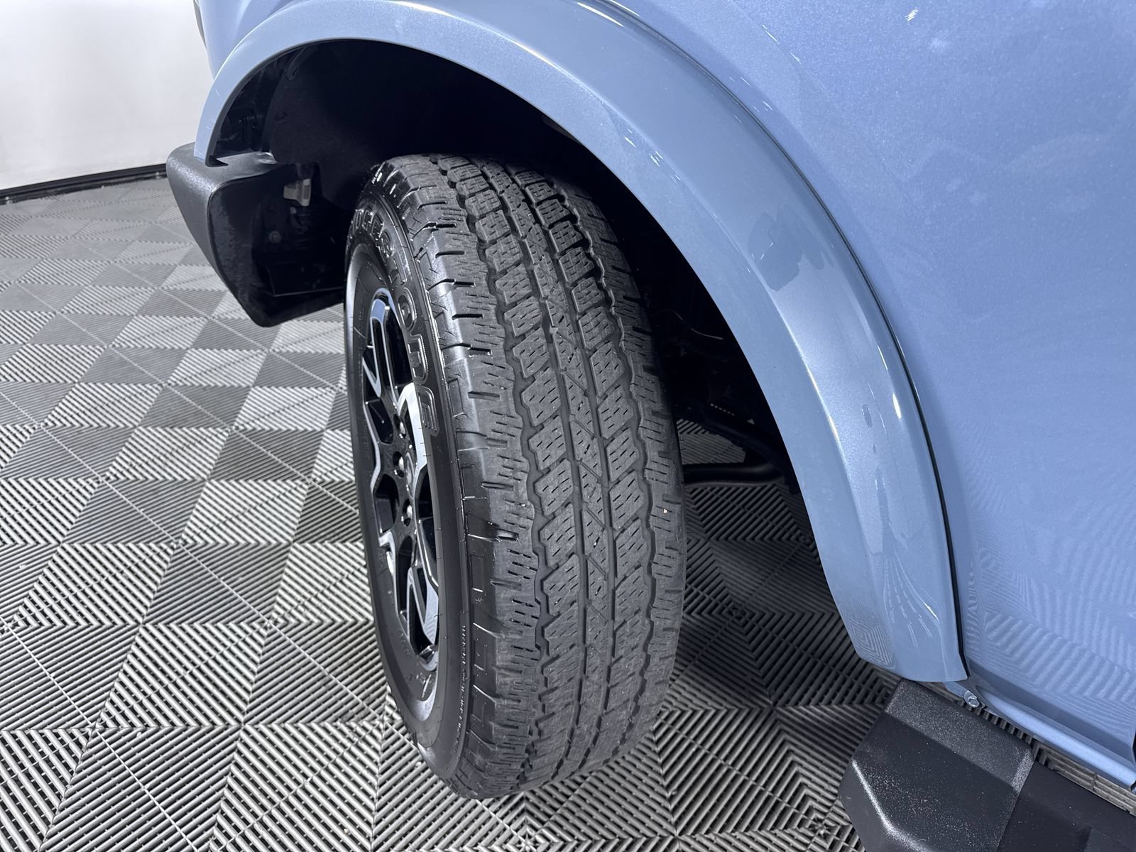 Used 2024 Azure Gray Metallic Tri-Coat Ford Outer Banks image 27