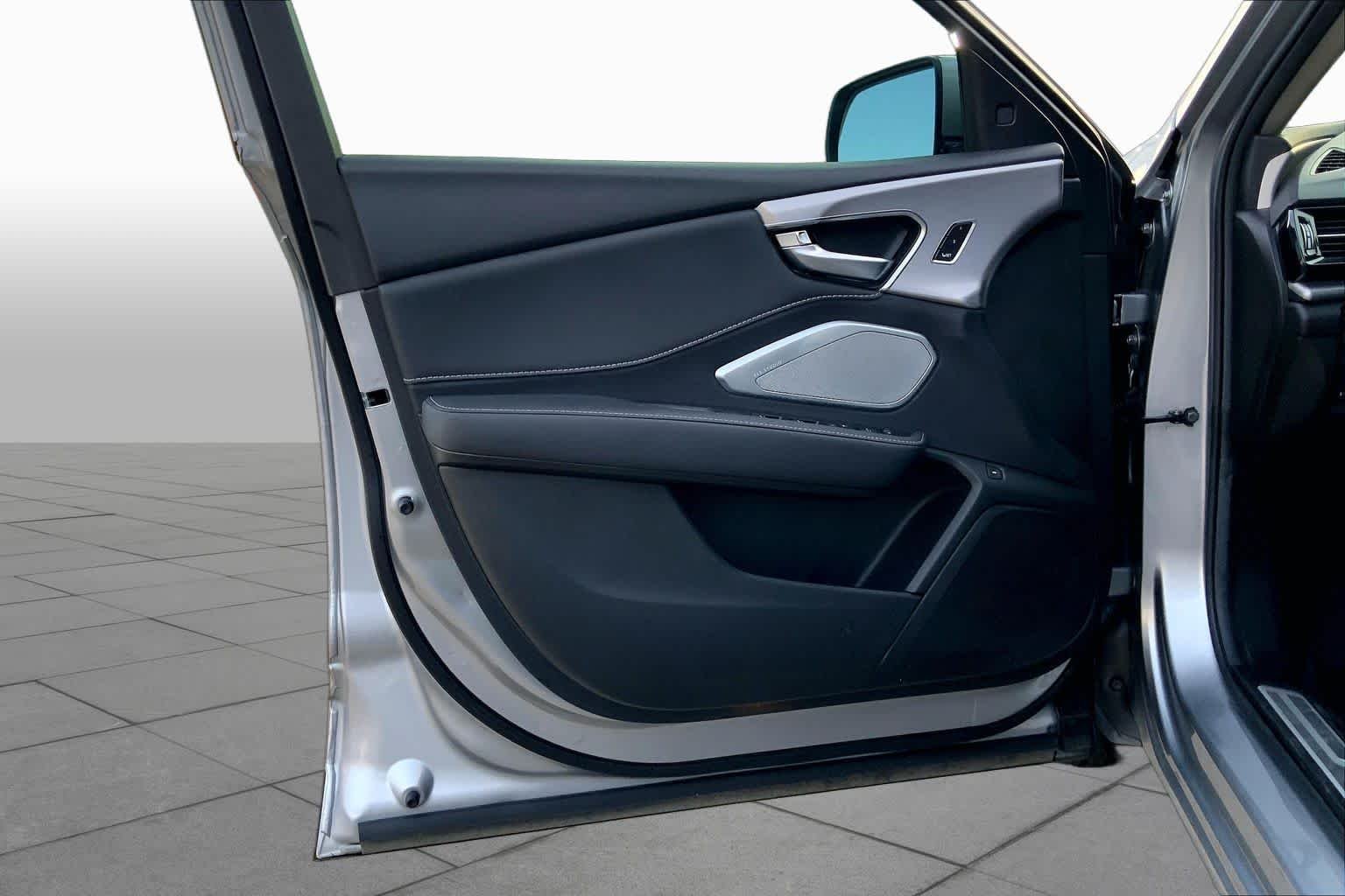 Used 2024 Lunar Silver Metallic Acura w/Technology Package image 21