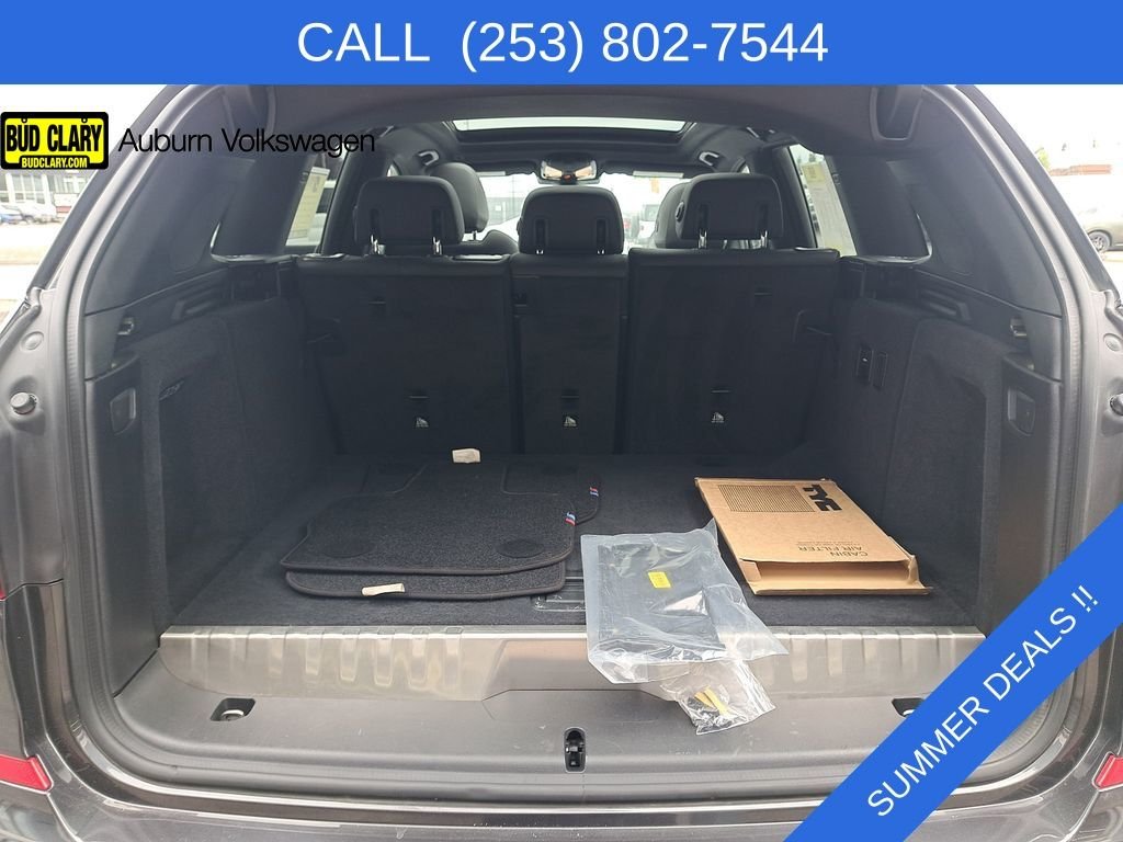Used 2021 Gray BMW xDrive30e image 12