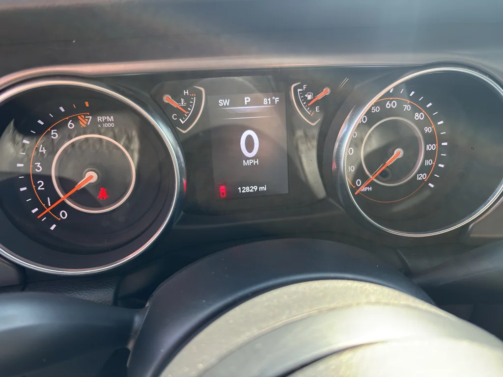 Used 2023 Bright White Clearcoat Jeep Sport S image 11