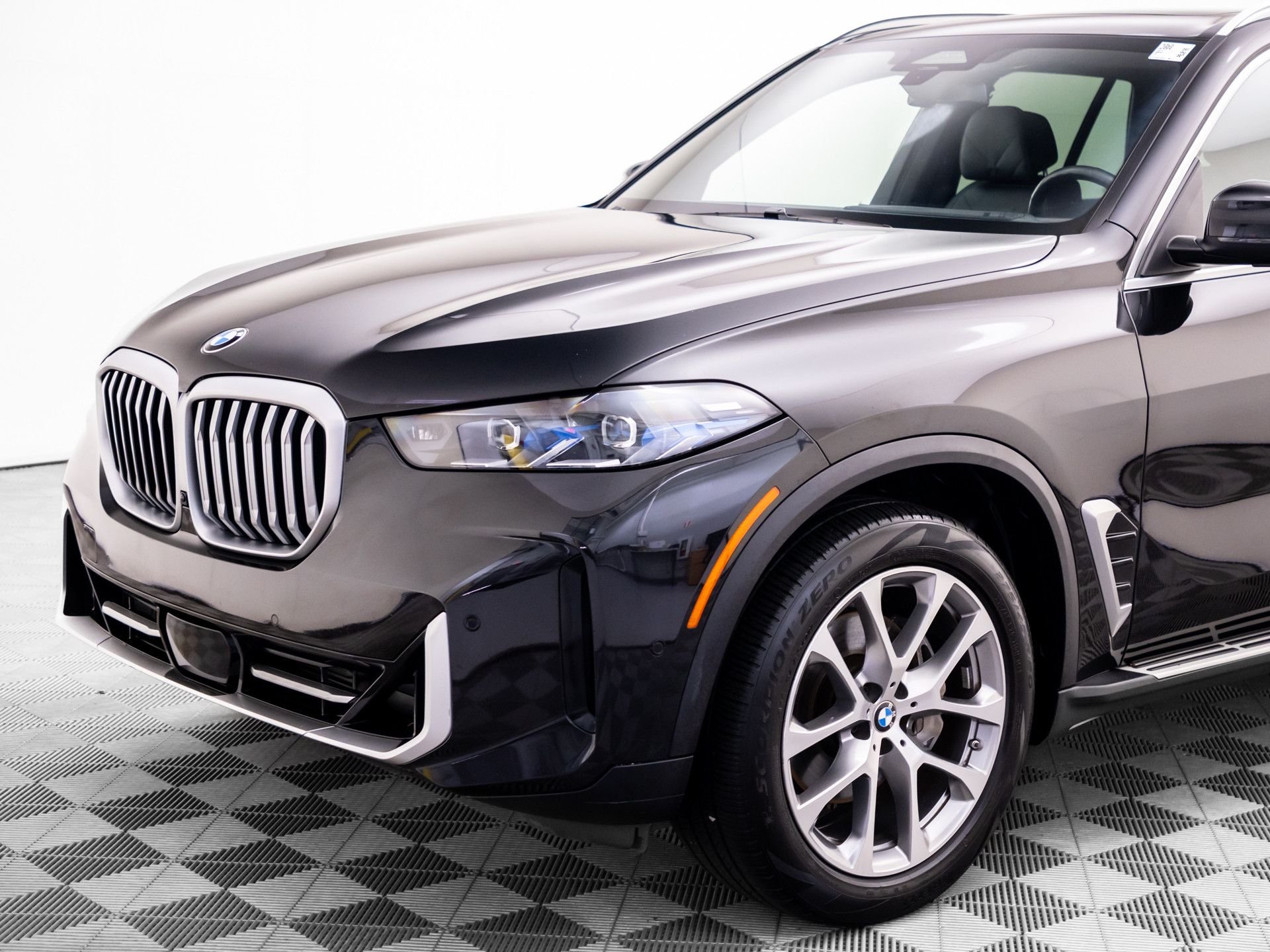 Used 2024 Black BMW xDrive40i image 36
