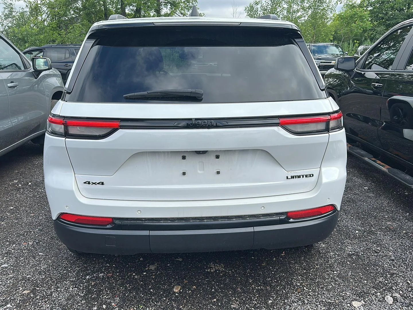 Used 2023 Bright White Clearcoat Jeep Limited image 3
