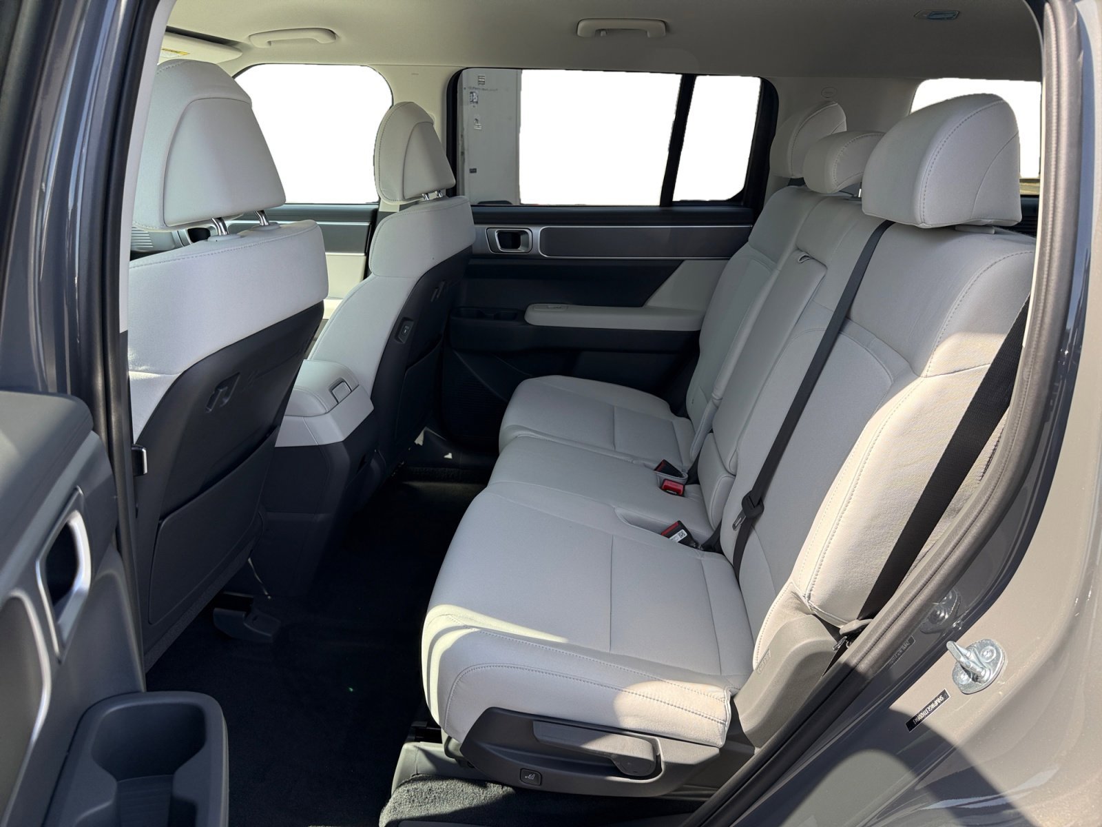 New 2026 Hampton Gray Hyundai SE FWD image 16
