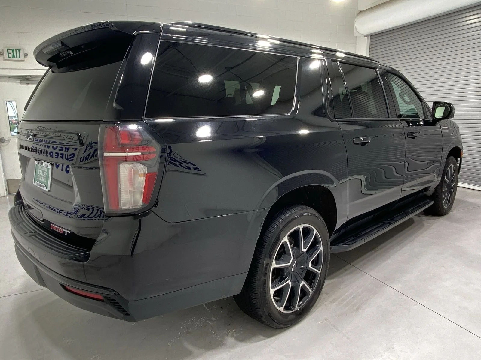 2024 Chevrolet Suburban RST - Photo 8