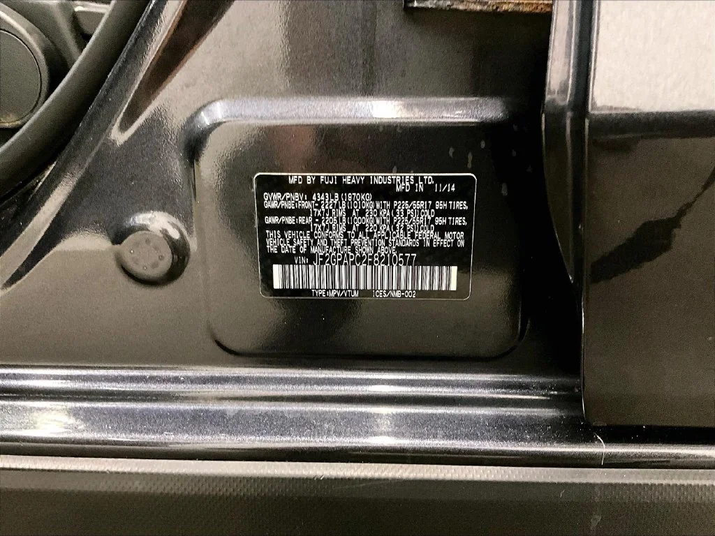 Used 2015 Gray Subaru 2.0i Limited image 18