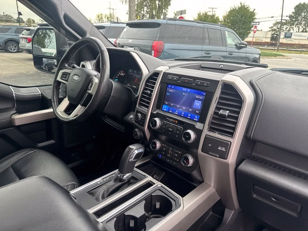 Certified Used 2020 Magnetic Metallic Ford Lariat image 38