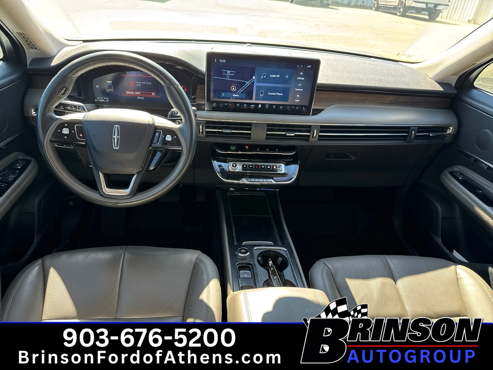 Used 2023 Silver Radiance Metallic Clearcoat Lincoln Reserve image 31
