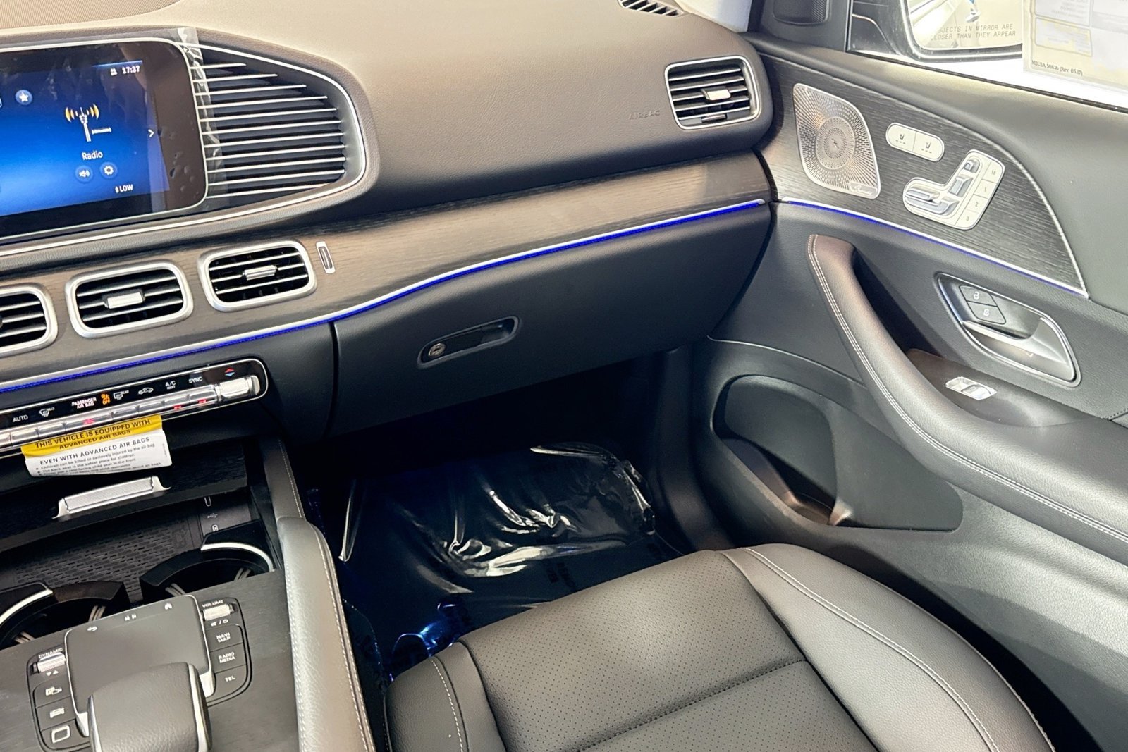 New 2026 Selenite Grey Metallic Mercedes-Benz GLE 450 image 21