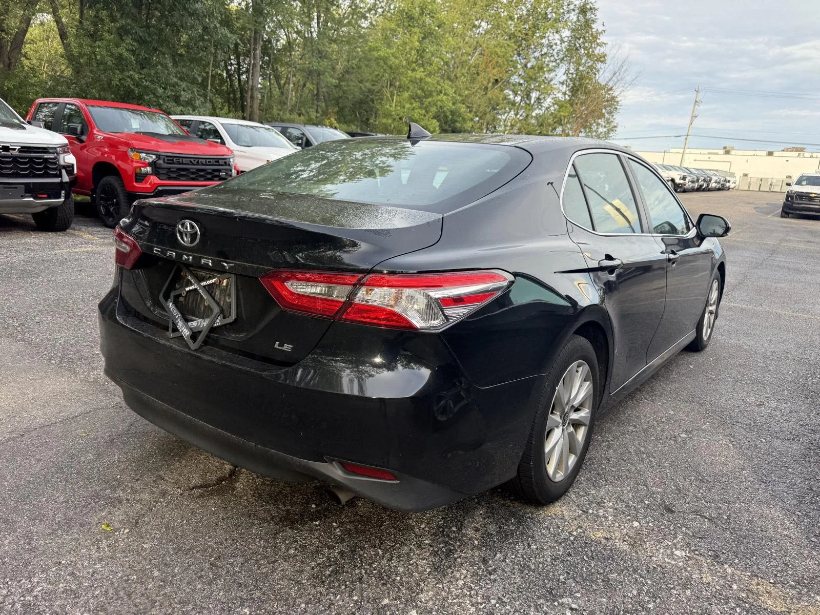 Used 2020 Bk Toyota LE image 4