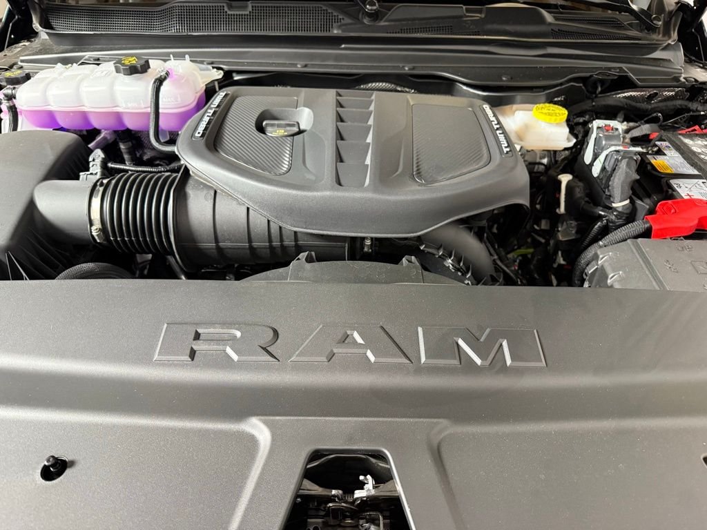 2026 RAM 1500 Limited - Photo 10