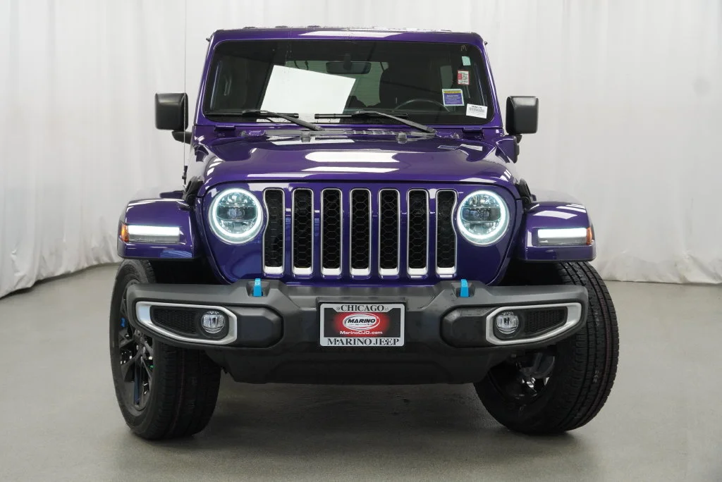 Certified Used 2023  Jeep Sahara 4xe image 13