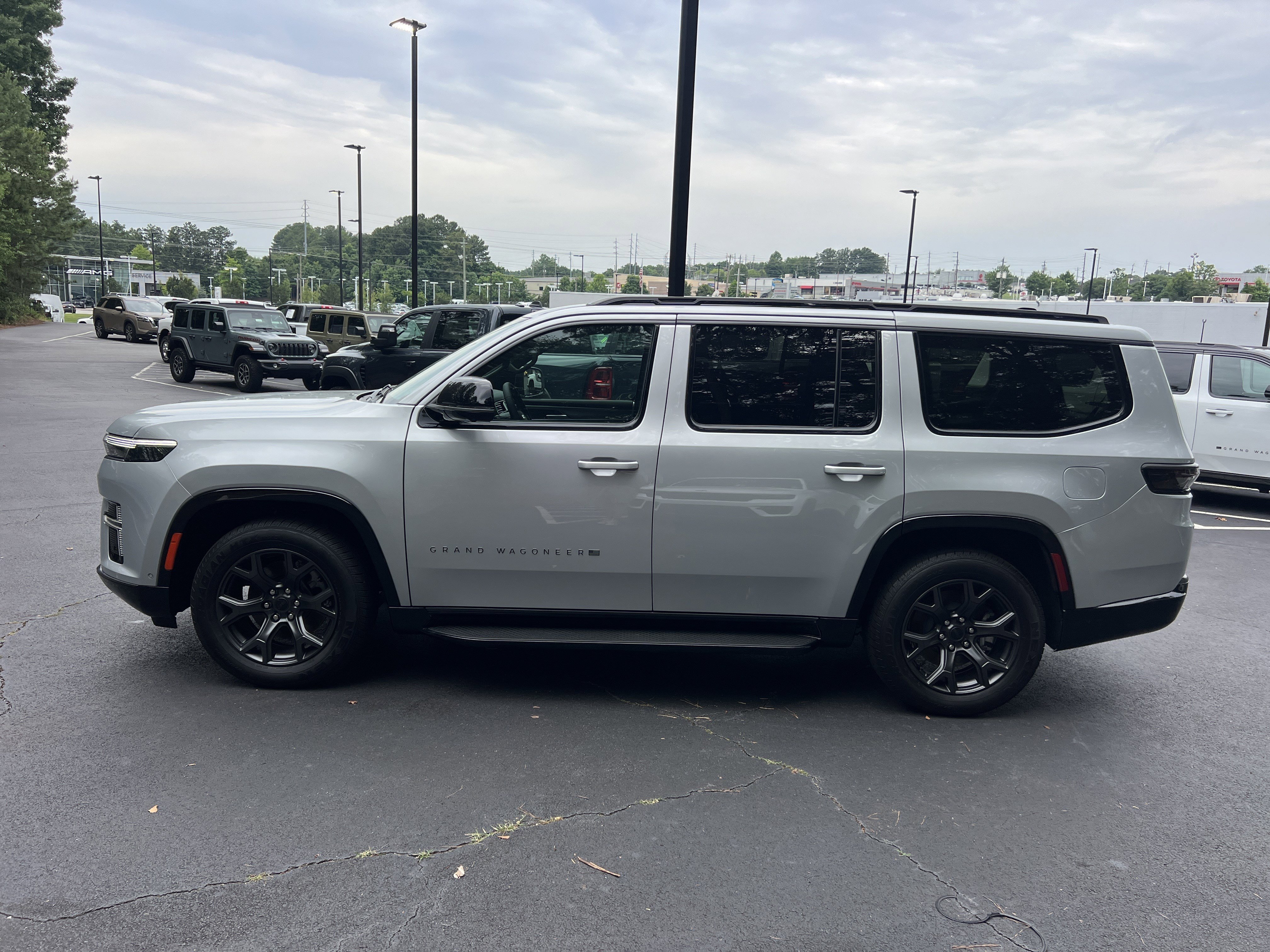 New 2026 Silver Zynith Jeep Limited Altitude image 4