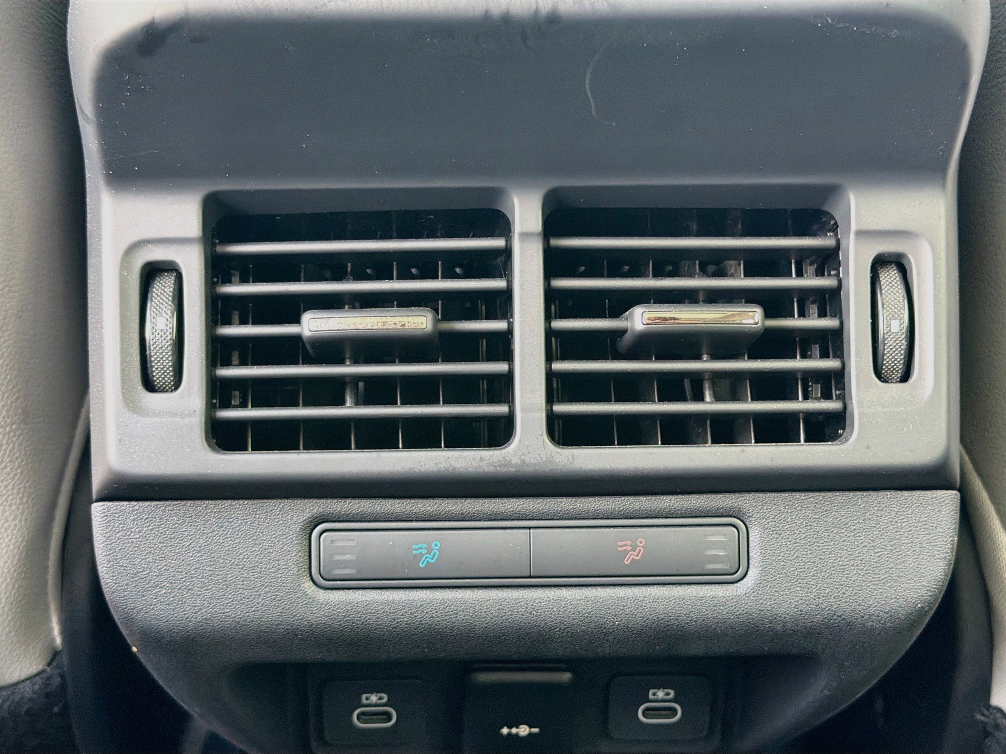 Used 2024 Blue Land Rover Core S image 20