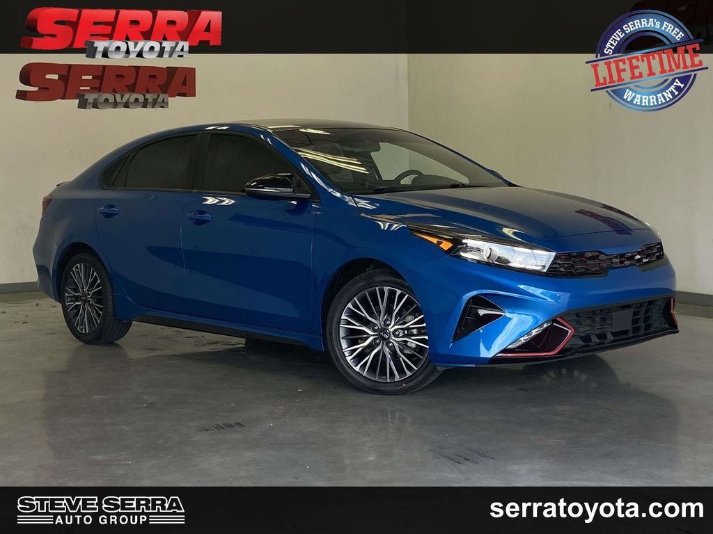 2023 Kia Forte GT-Line AT's photo