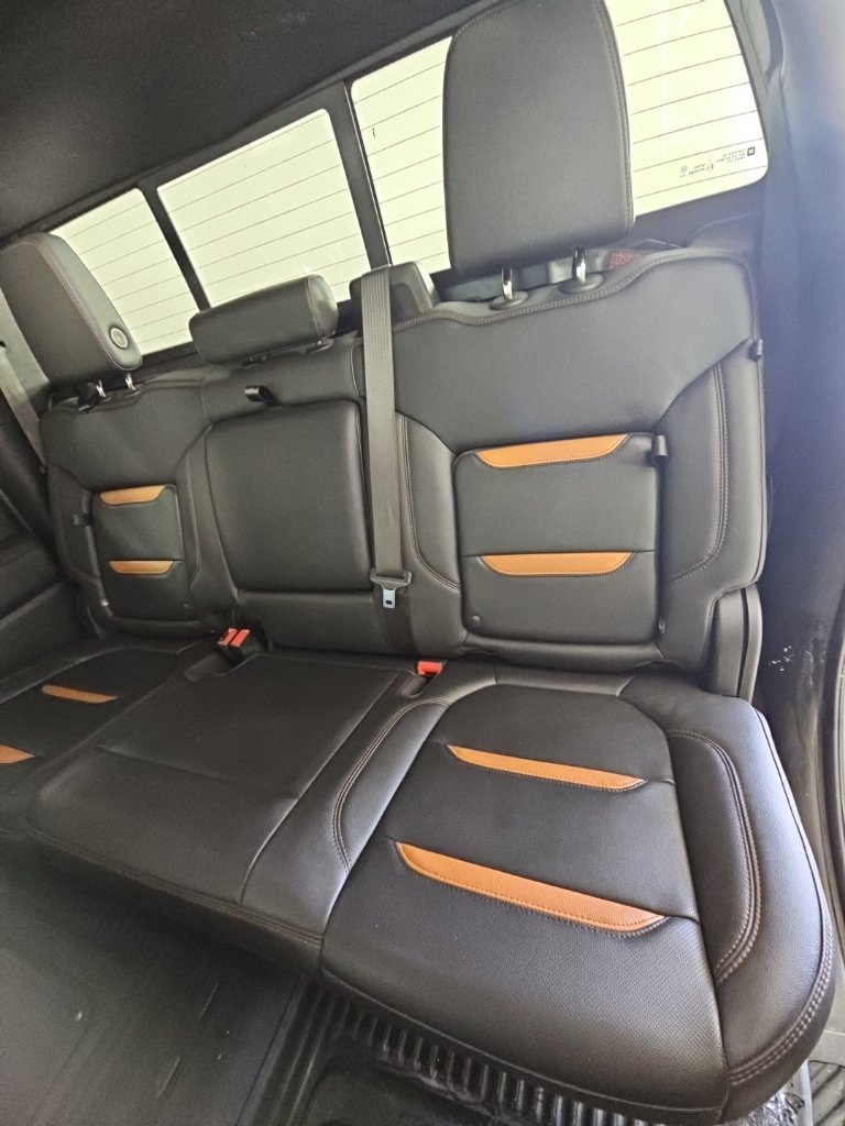Used 2022 Red GMC AT4 image 14