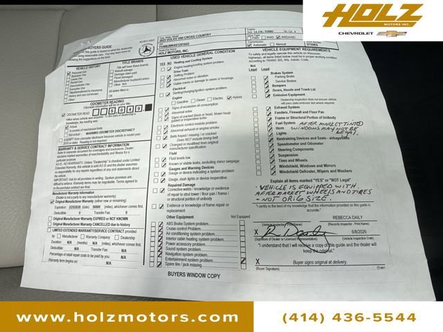 Used 2025 Gray Volvo Plus, B6 AWD Gas (mild hybrid) image 31