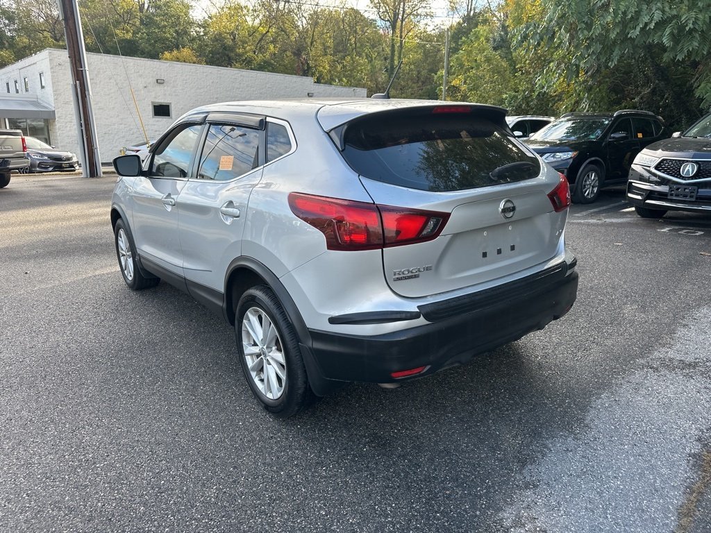 2018 Nissan Rogue Sport S photo 4