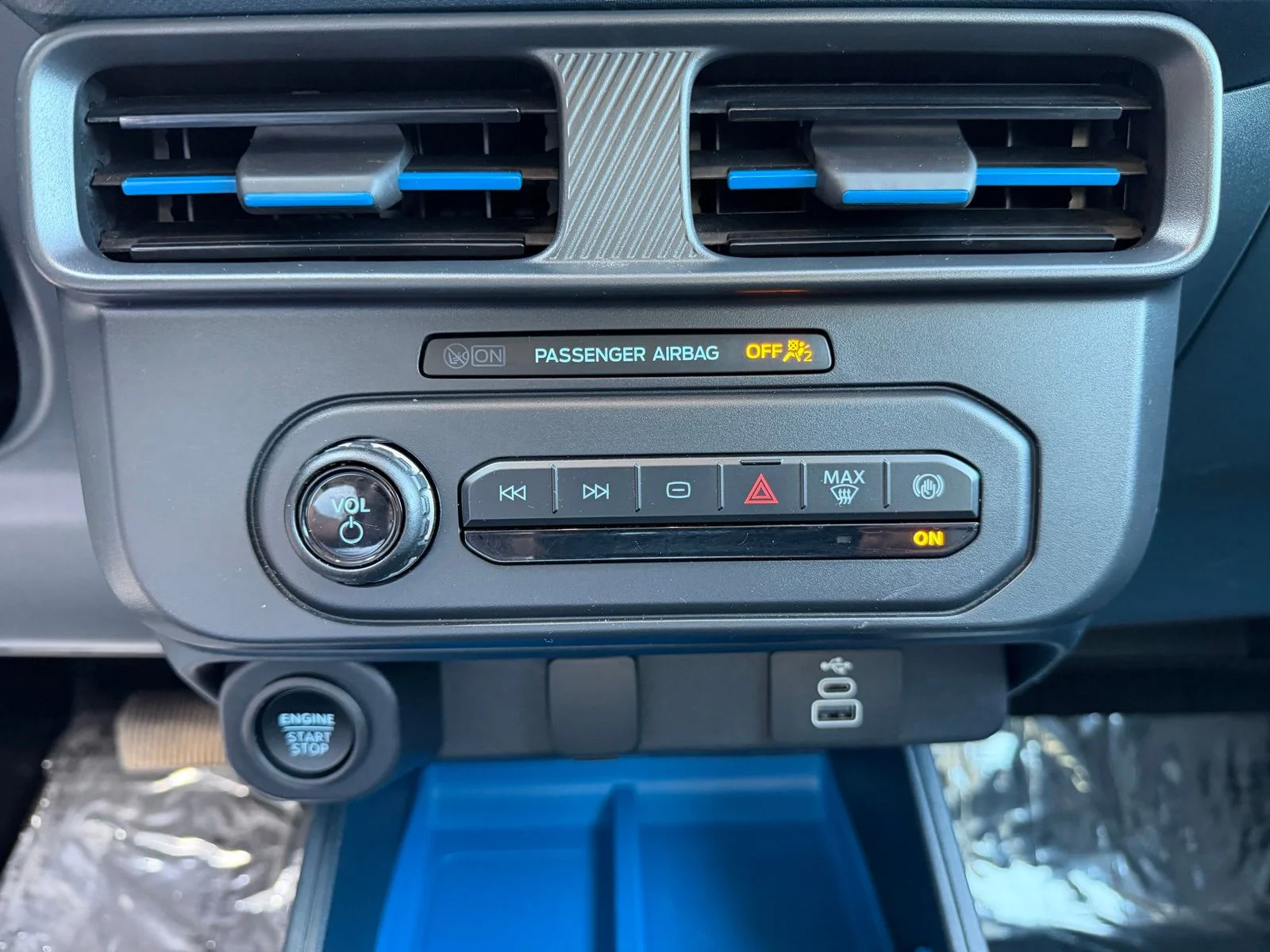 Used 2025 Gray Ford XLT image 21