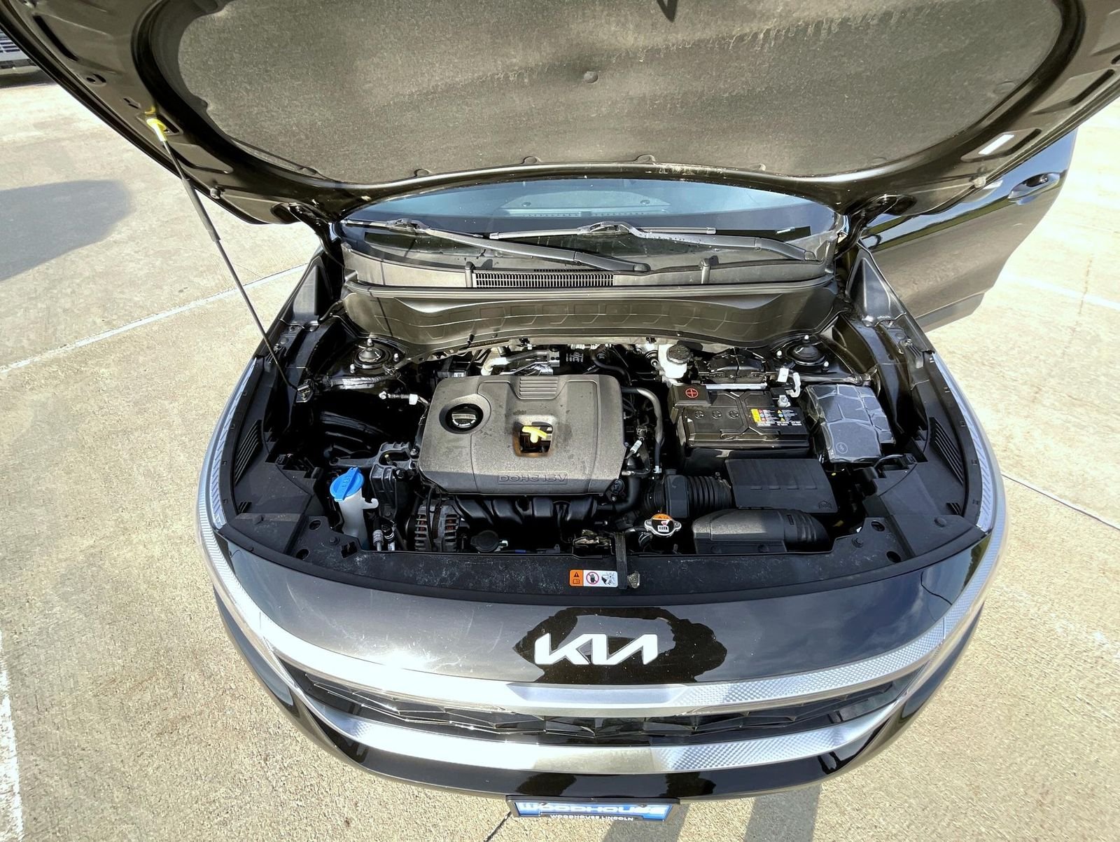 Used 2022 Black Kia EX image 24