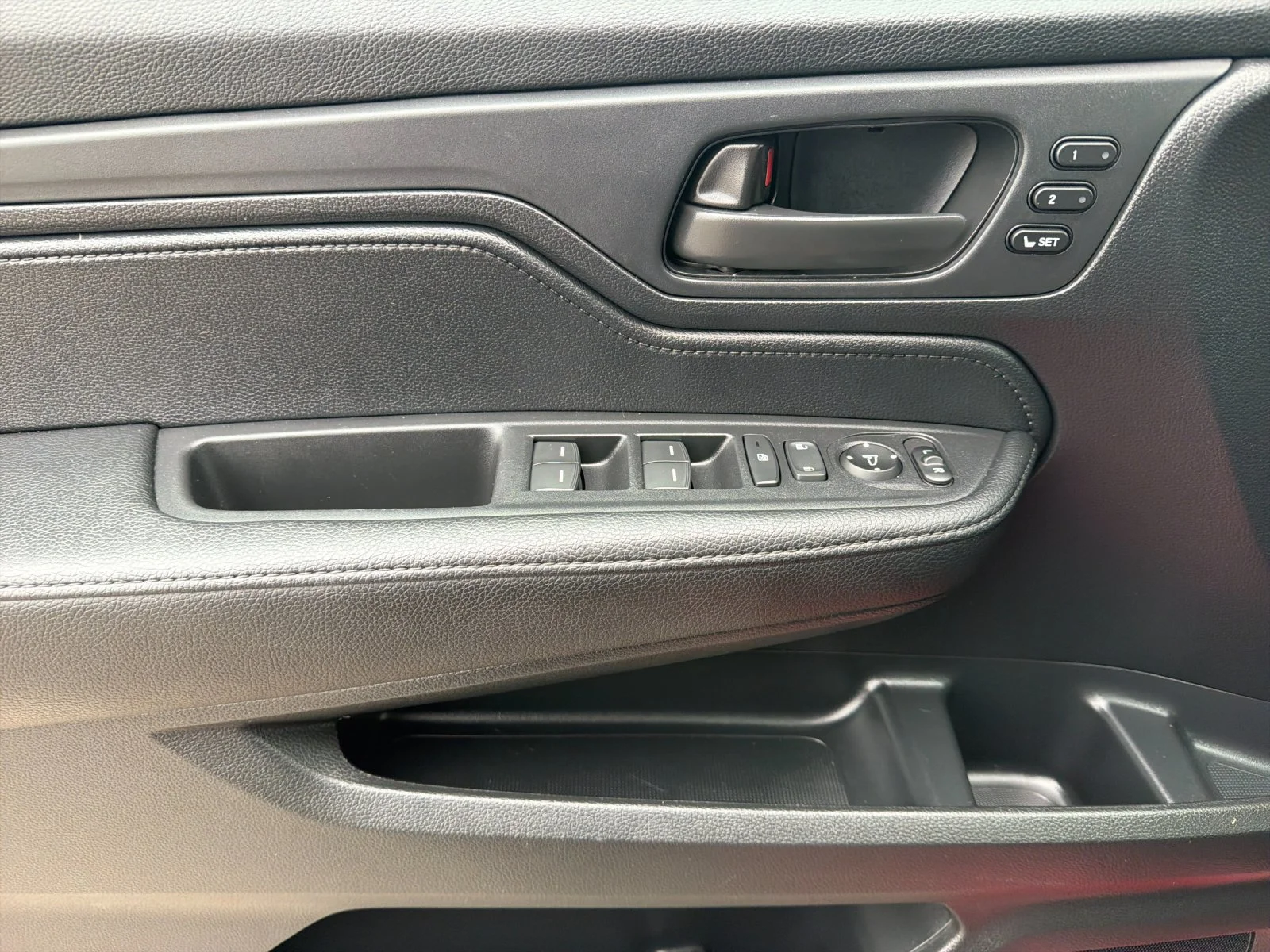 Used 2025  Honda Sport-L image 10