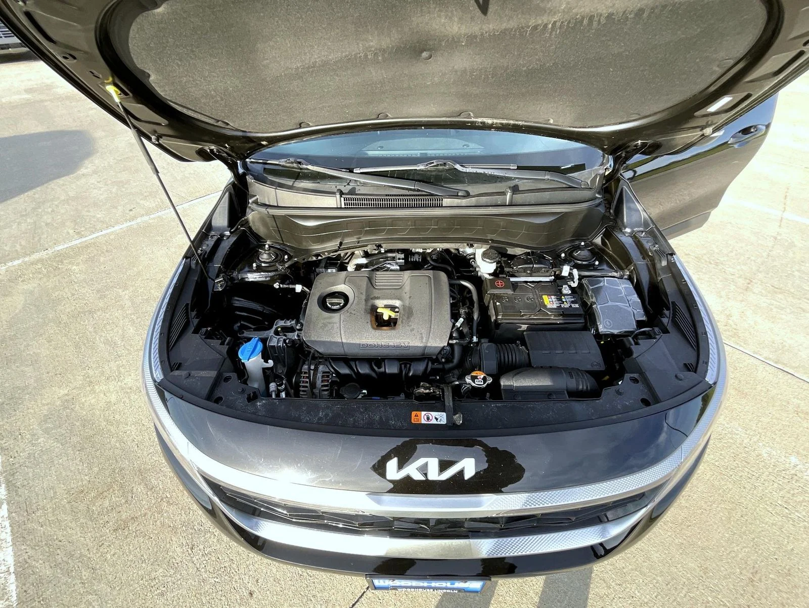Used 2022 Black Kia EX image 24