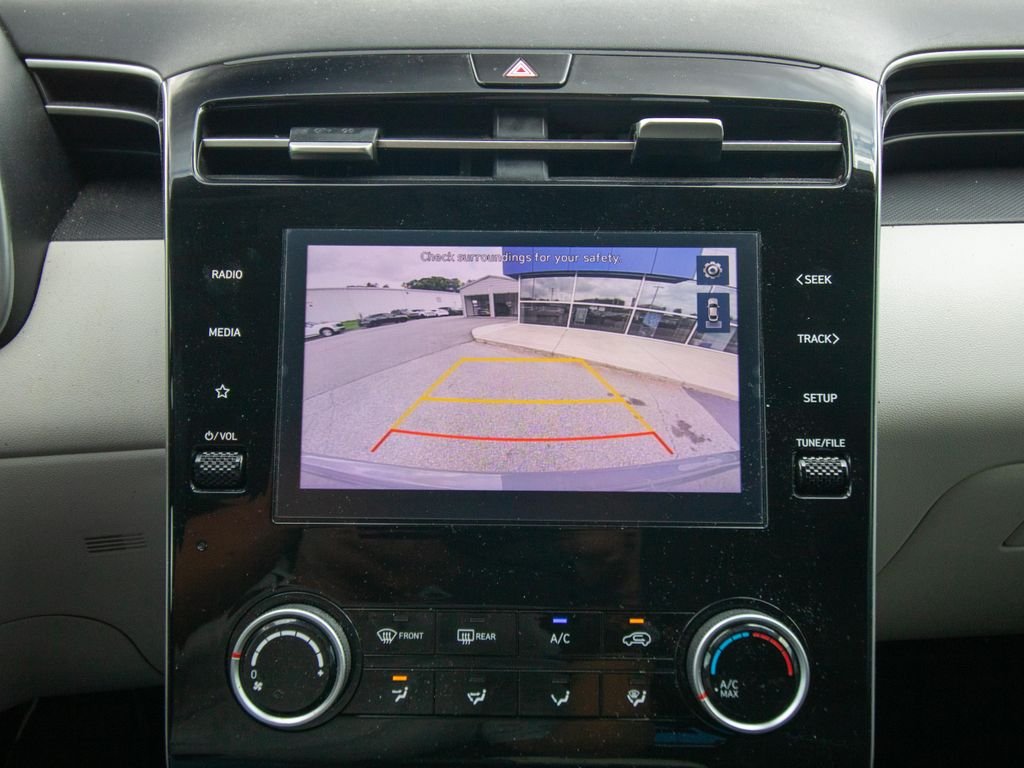 2024 Hyundai Tucson SE - Photo 24