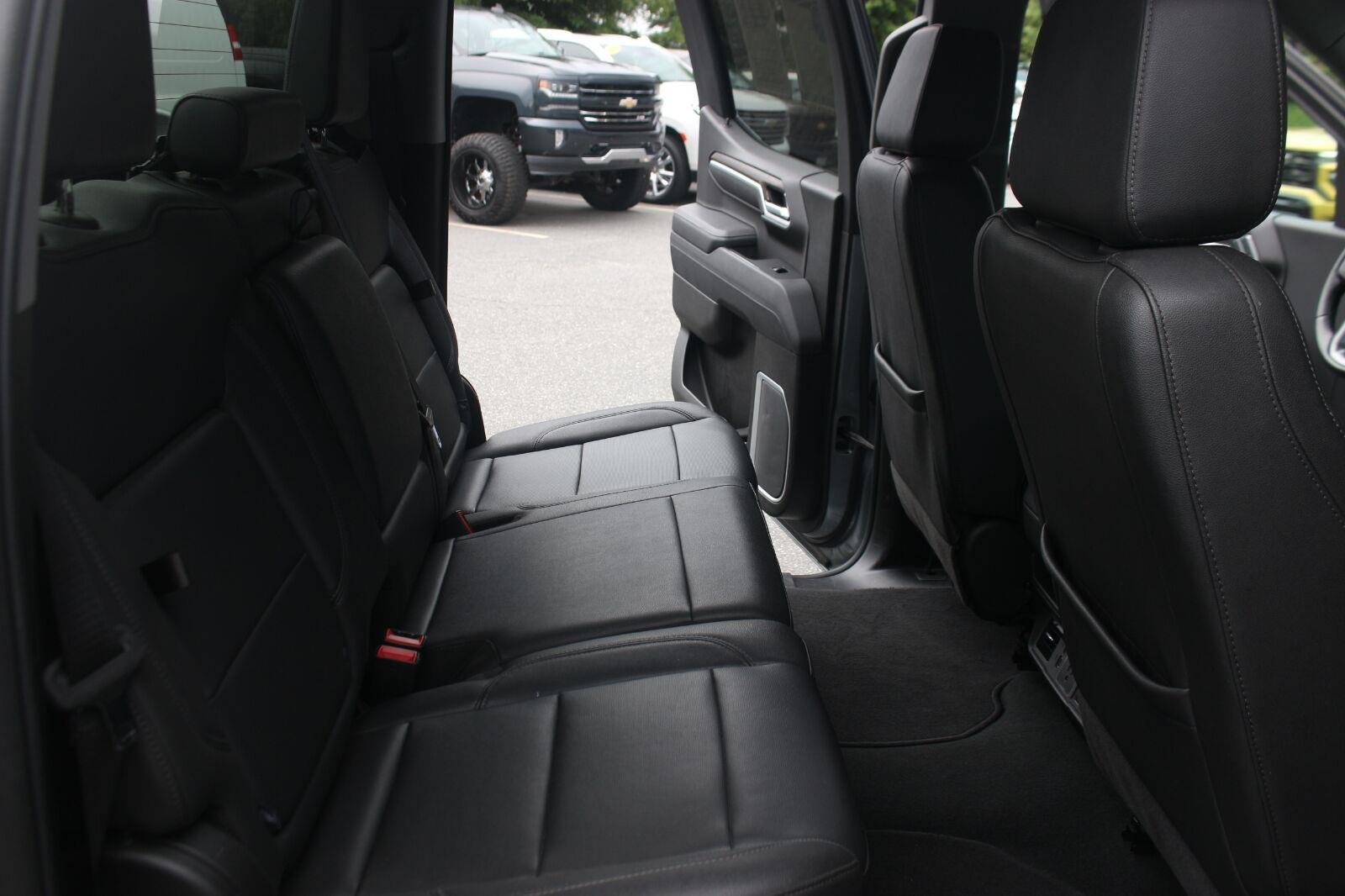 Used 2025 Sterling Metallic GMC SLT image 35