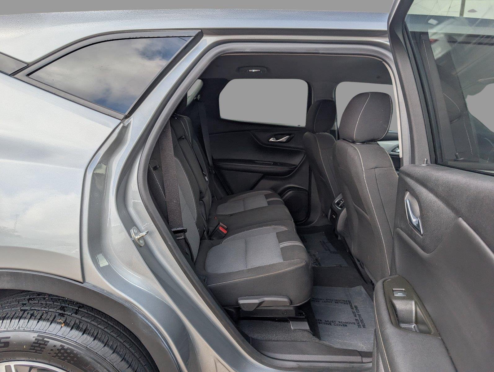 Used 2023 STERLING GRAY METALLIC Chevrolet LT image 22