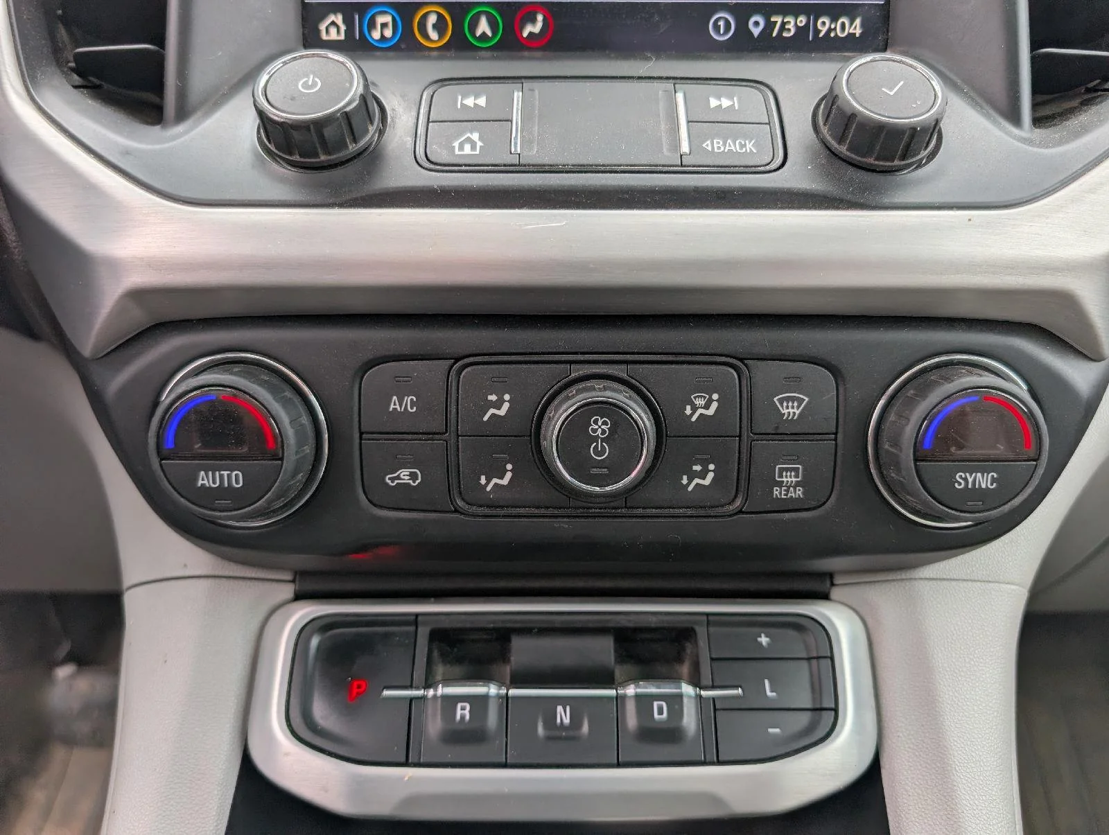 Used 2020 White Frost Tricoat GMC SLT image 16